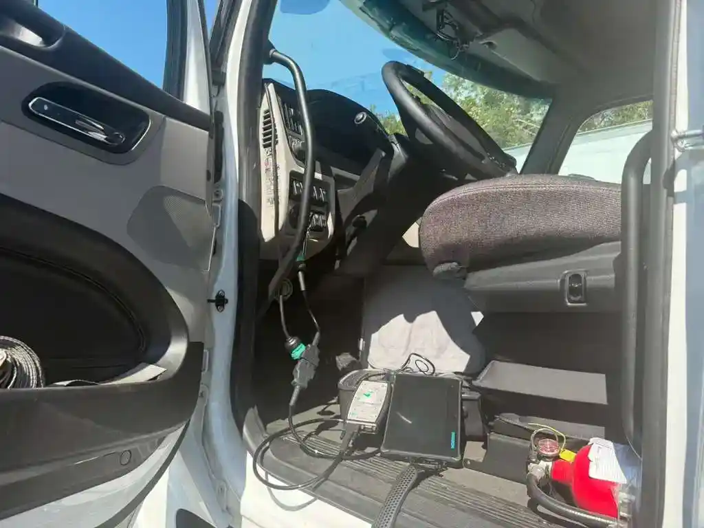 WhatsApp Image 2025-10-29 at 08.55.21 (1) (3)